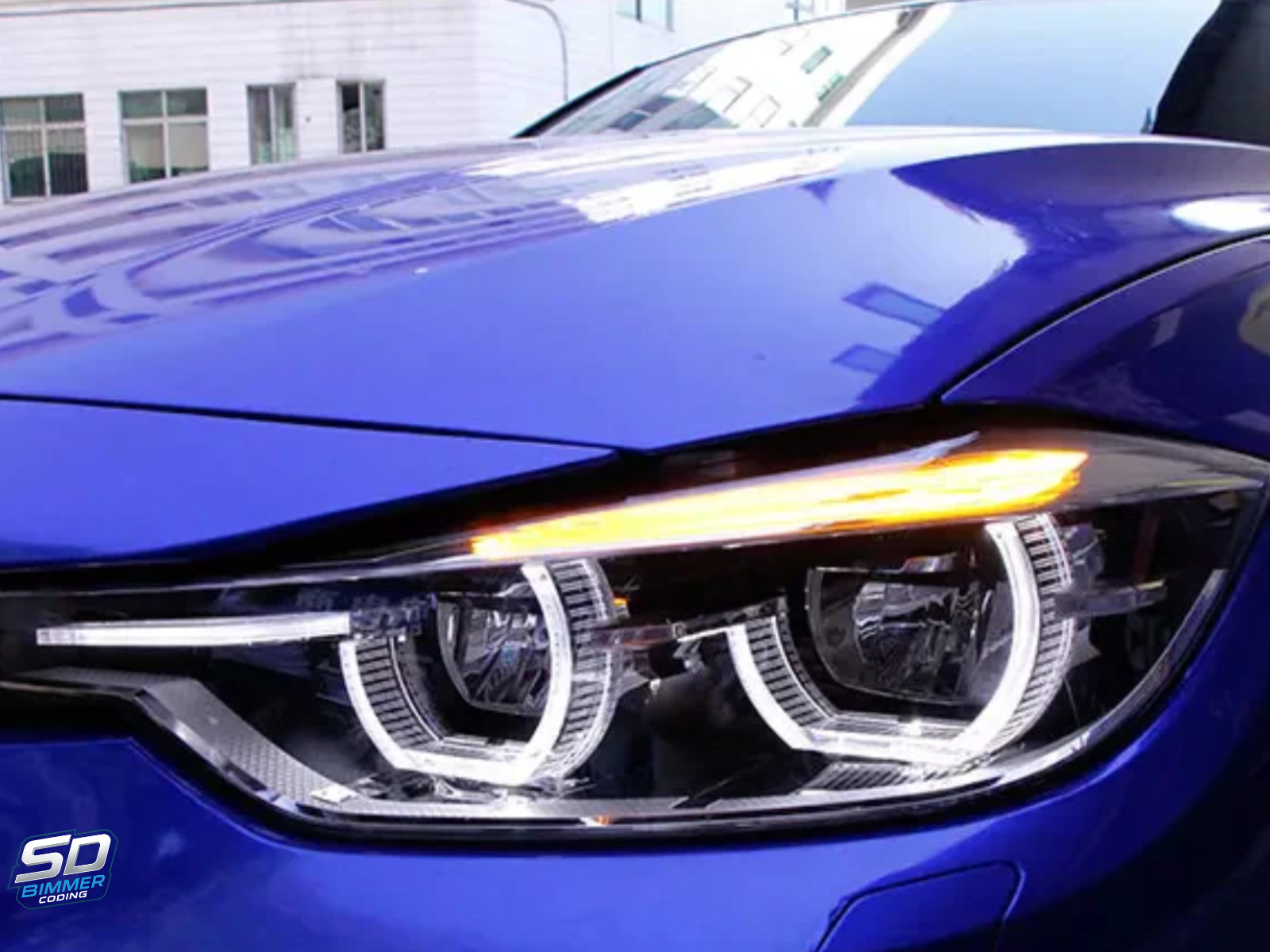 BMW dashboard warning lights being diagnosed by mobile BMW specialist in San Diego